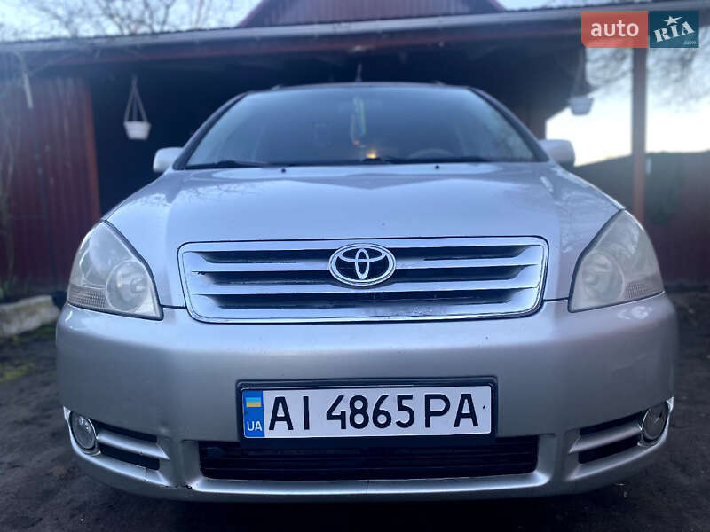 Универсал Toyota Avensis 2002 в Белой Церкви