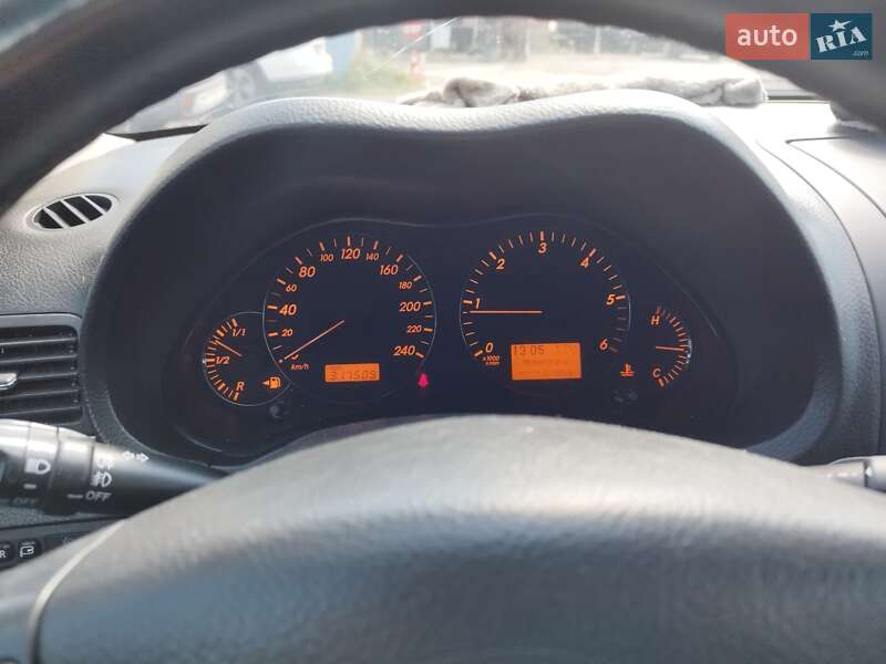 Ліфтбек Toyota Avensis 2008 в Хоролі