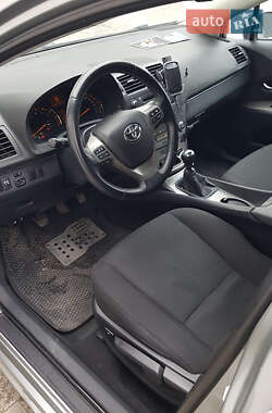 Седан Toyota Avensis 2009 в Вінниці