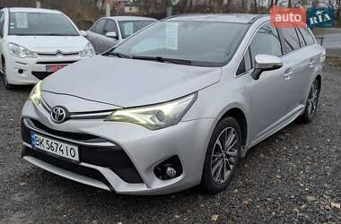 Универсал Toyota Avensis 2016 в Ровно