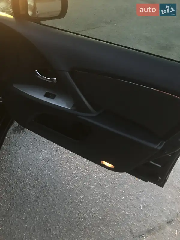 Универсал Toyota Avensis 2010 в 