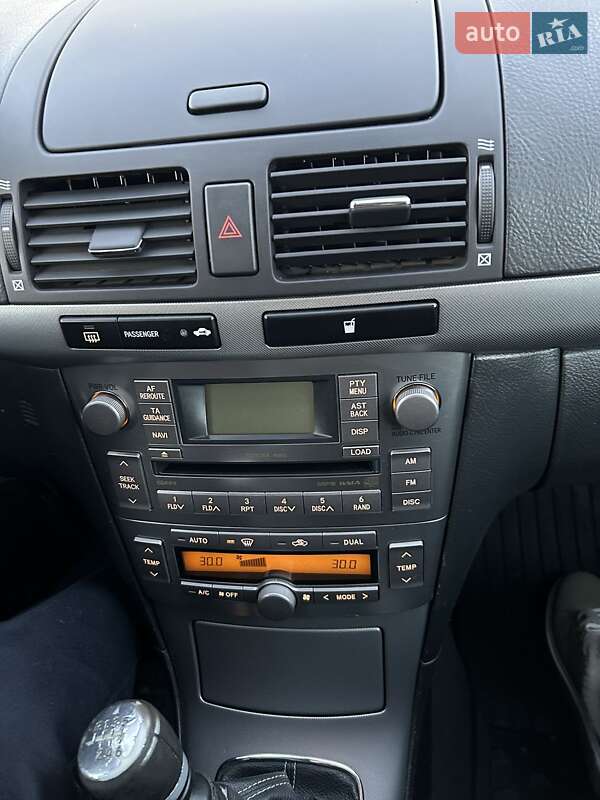 Универсал Toyota Avensis 2007 в Бершади