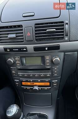 Универсал Toyota Avensis 2007 в 