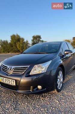 Седан Toyota Avensis 2008 в Дніпрі