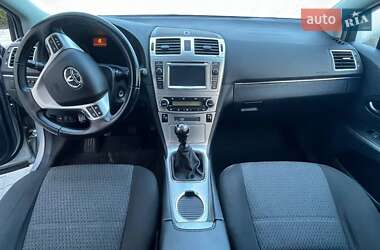 Универсал Toyota Avensis 2012 в Ананьеве