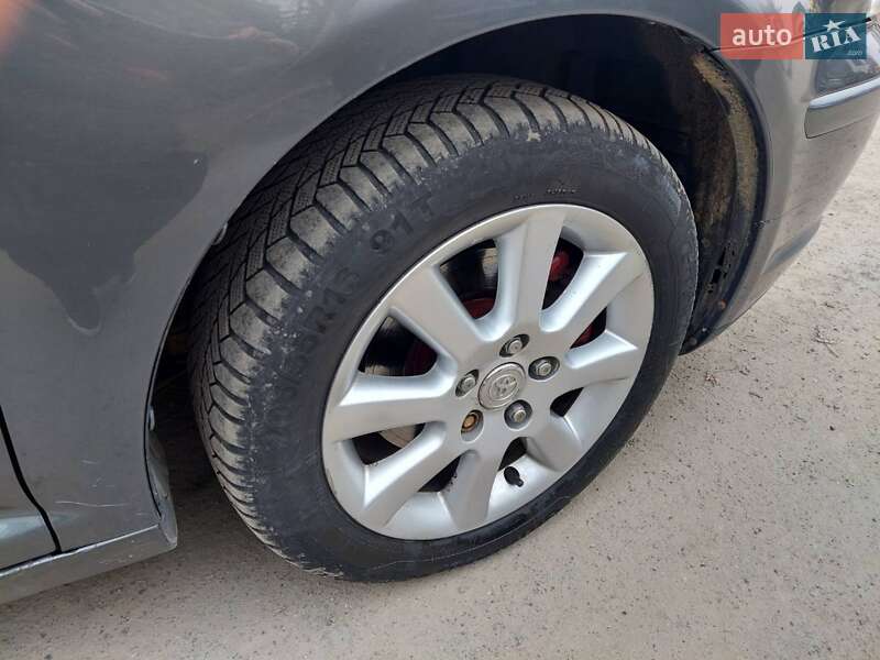 Универсал Toyota Avensis 2007 в Киеве