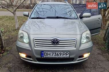 Універсал Toyota Avensis 2004 в Роздільній