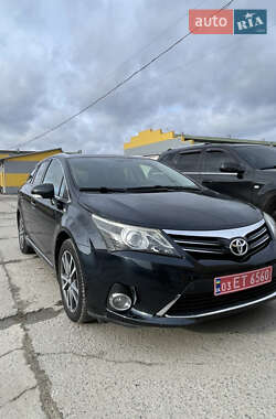 Універсал Toyota Avensis 2011 в Звягелі