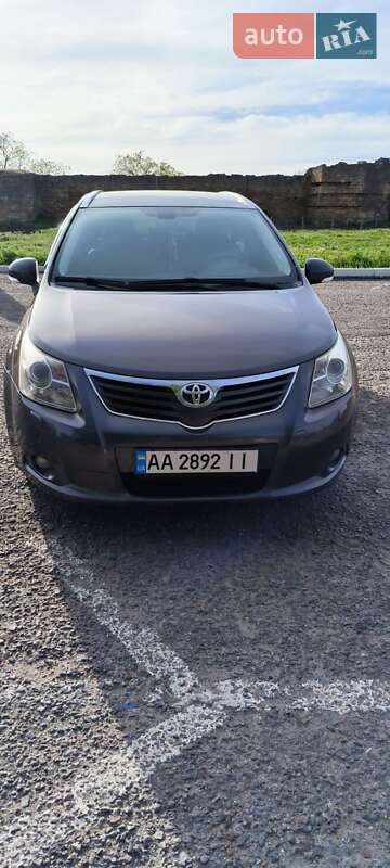 Toyota Avensis 2009