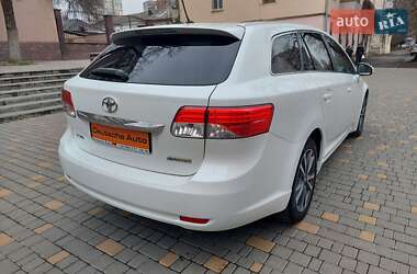 Універсал Toyota Avensis 2013 в Одесі