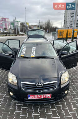 Универсал Toyota Avensis 2008 в Луцке