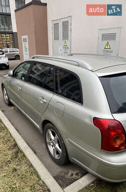 Универсал Toyota Avensis 2004 в 