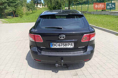 Універсал Toyota Avensis 2010 в Львові