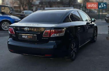 Седан Toyota Avensis 2009 в Червонограде