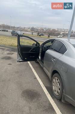 Седан Toyota Avensis 2010 в 