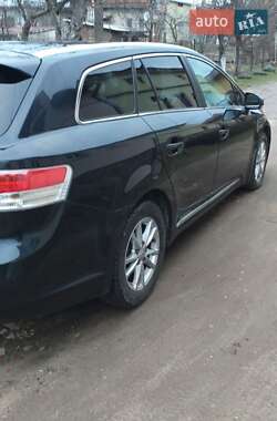 Универсал Toyota Avensis 2011 в 