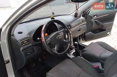 Седан Toyota Avensis 2006 в Вінниці