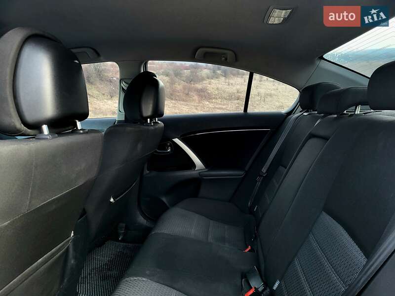 Седан Toyota Avensis 2012 в Ивано-Франковске фото 16 Седан Toyota Avensis 2012 в Ивано-Франковске