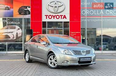 Седан Toyota Avensis 2011 в Івано-Франківську