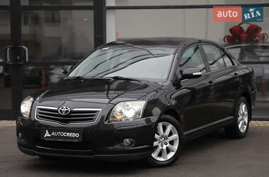 Седан Toyota Avensis 2006 в Харькове