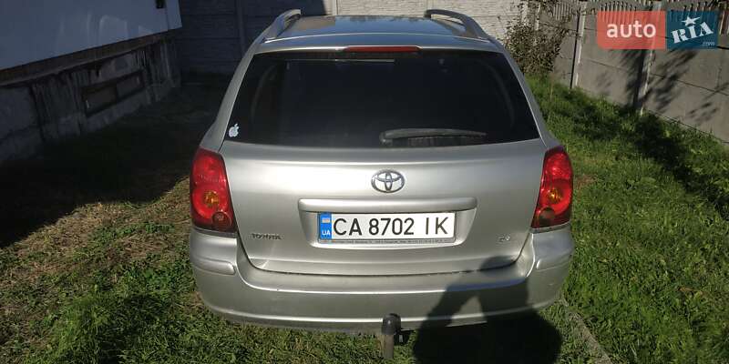 Универсал Toyota Avensis 2006 в Черкассах