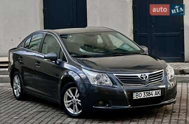 Седан Toyota Avensis 2011 в Тернополе