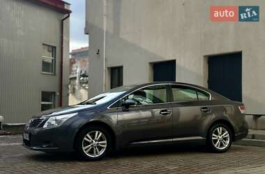 Седан Toyota Avensis 2011 в Тернополе