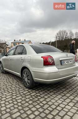 Седан Toyota Avensis 2006 в 