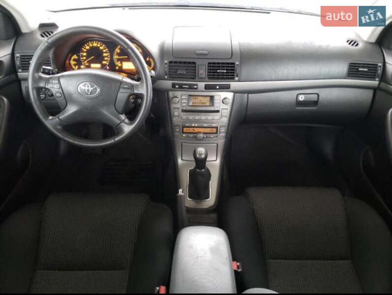 Універсал Toyota Avensis 2006 в Кам'янці-Бузькій