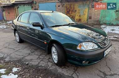 Седан Toyota Avensis 2002 в Запорожье