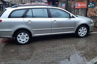 Універсал Toyota Avensis 2006 в 