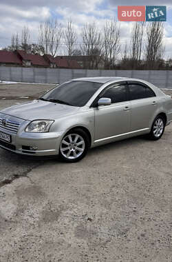 Ліфтбек Toyota Avensis 2005 в Одесі