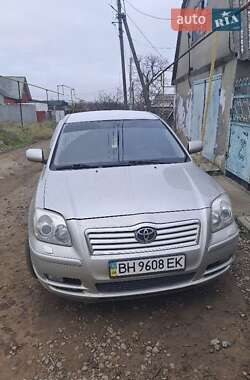 Седан Toyota Avensis 2004 в Києві