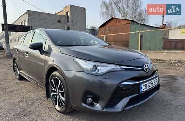 Универсал Toyota Avensis 2017 в Чернигове