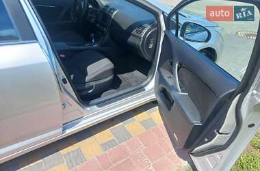 Універсал Toyota Avensis 2009 в 
