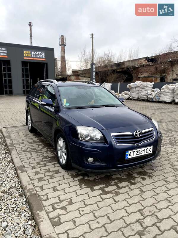 Універсал Toyota Avensis 2007 в Калуші