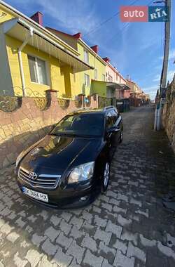 Универсал Toyota Avensis 2006 в Хмельницком