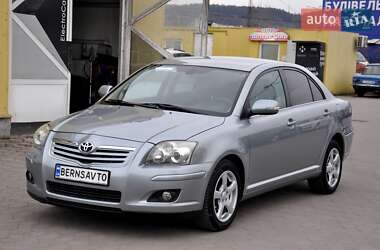 Седан Toyota Avensis 2007 в Львове