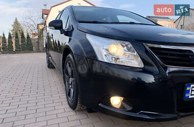 Універсал Toyota Avensis 2012 в Львові