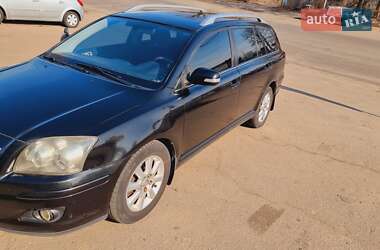 Універсал Toyota Avensis 2008 в Чернігові