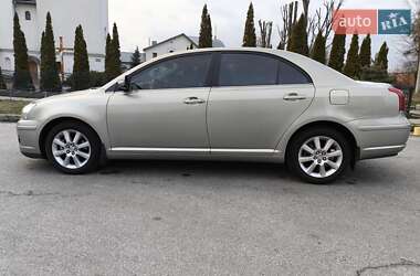 Седан Toyota Avensis 2008 в Харькове