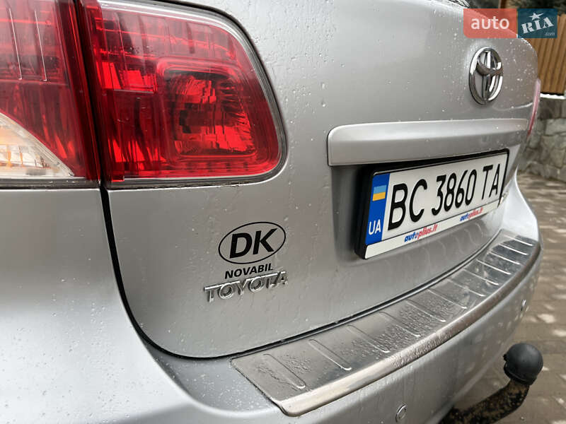 Универсал Toyota Avensis 2008 в Дрогобыче