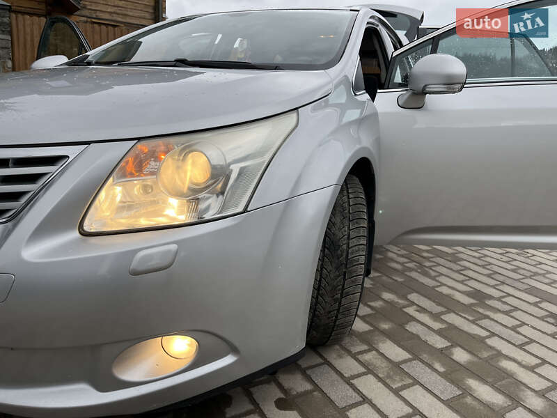 Универсал Toyota Avensis 2008 в Дрогобыче