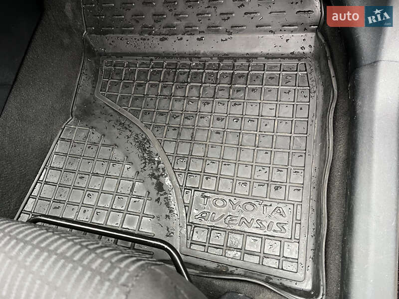 Универсал Toyota Avensis 2008 в Дрогобыче