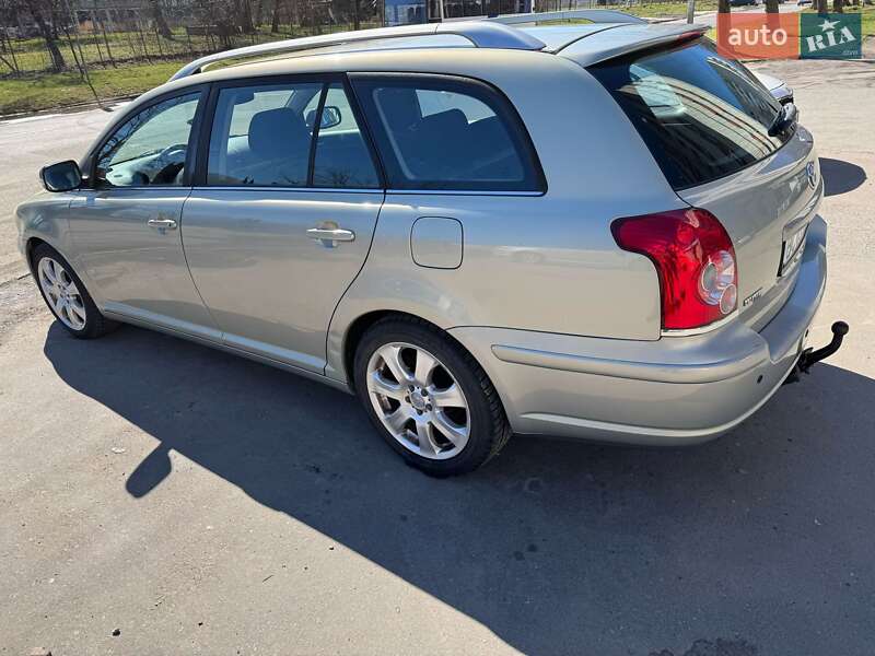 Универсал Toyota Avensis 2007 в Львове