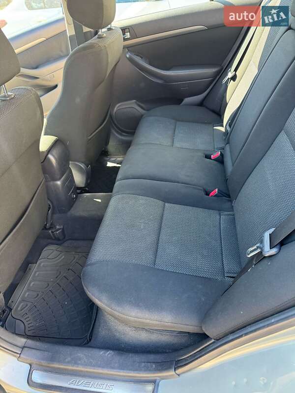 Универсал Toyota Avensis 2007 в Львове