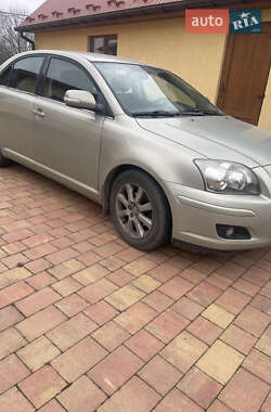 Седан Toyota Avensis 2007 в 