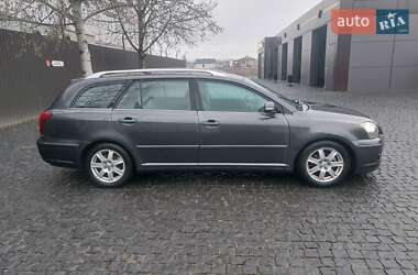 Універсал Toyota Avensis 2006 в 