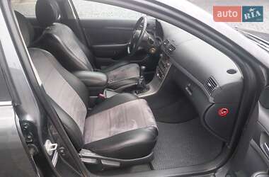 Універсал Toyota Avensis 2006 в 