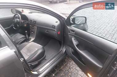 Універсал Toyota Avensis 2006 в 